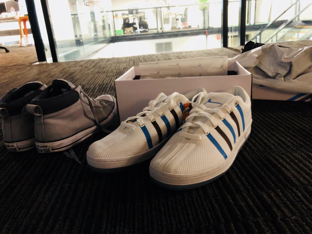 LeeWallisUK's tweet photo. Out with the old, in with the FRESH. 👊🏼❤️

#003s #kswiss @garyvee @KSWISS https://t.co/fz38hYISEM