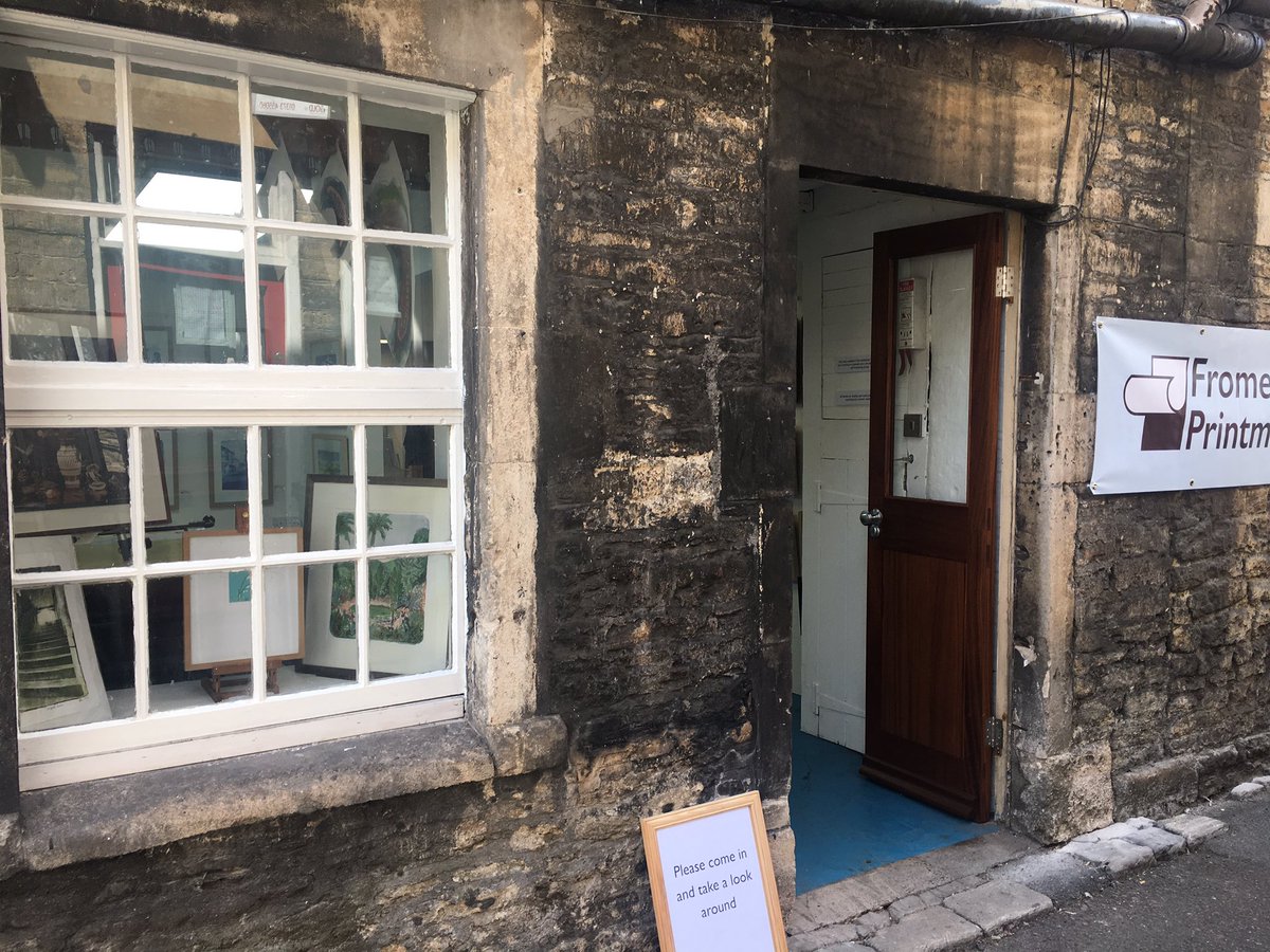 FPrintmakers's tweet image. New gallery open in our workshop, mainly a Saturday thing but open other times too... pop by and take a look! 👁