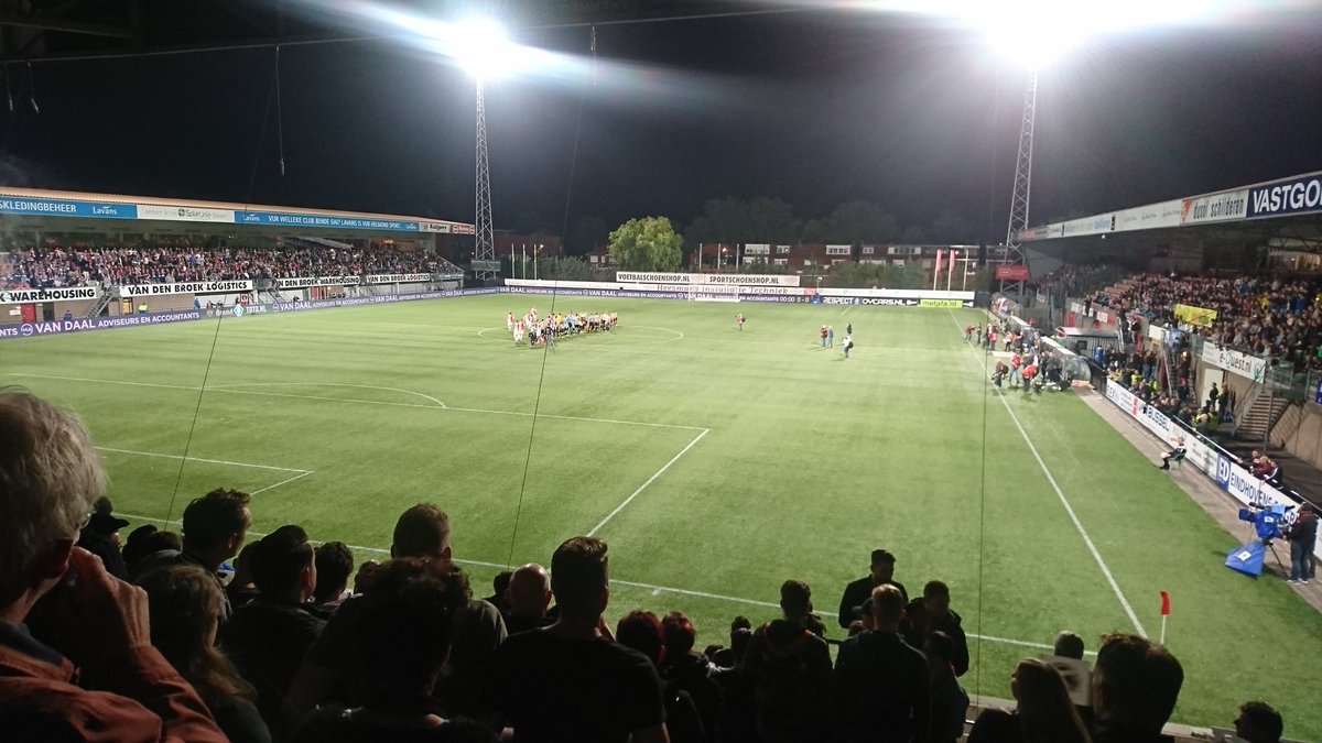 MarcoFR1908's tweet photo. Away game in Gemert. Op naar volgende ronde in de Beker! #Feyenoord #gemfey #Cupfighters https://t.co/voWQDHLfnD