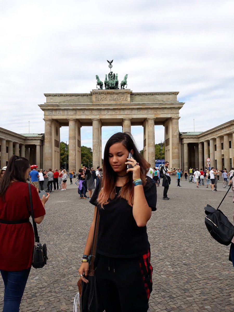 sarahR5love's tweet photo. I LITERALLY TRAVELED TO FREAKING BERLIN JUST TO RECREATE THE PICTURES FROM THE #WDWTALK MUSIC VIDEO
YOU GUYS CHANGED/SAVED MY LIFE WHILE BEING IN @whydontwemusic
I'M SO INCREDIBLY GRATEFUL❤ #2YearsOfWhyDontWe
@JonahMarais @corbynbesson @SeaveyDaniel @jackaverymusic @ImZachHerron https://t.co/Oh4YL4I9g7