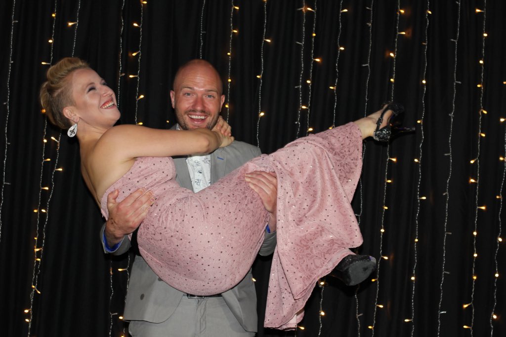 DFDanceStudio's tweet image. ADULT-ONLY HOMECOMING THIS SATURDAY 9/29 ❤️
8pm-midnight @ DF Dance Studio
🌹✨💃🏽🌙
Get special discount with this link!! 

#Dance #Music #SaturdayNight #datenight #GirlsNightOut #SLC #party #nightlife #Weber #UofU #UVU #SLCC 

dfdancestudio.brandbot-checkout.com/homecoming-dan…