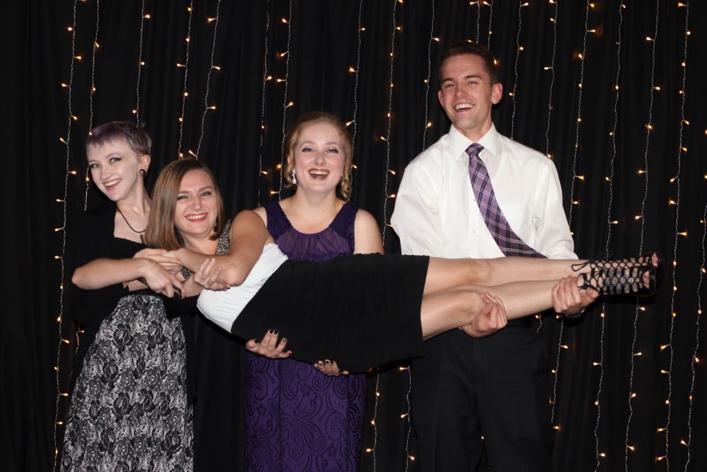 DFDanceStudio's tweet image. ADULT-ONLY HOMECOMING THIS SATURDAY 9/29 ❤️
8pm-midnight @ DF Dance Studio
🌹✨💃🏽🌙
Get special discount with this link!! 

#Dance #Music #SaturdayNight #datenight #GirlsNightOut #SLC #party #nightlife #Weber #UofU #UVU #SLCC 

dfdancestudio.brandbot-checkout.com/homecoming-dan…