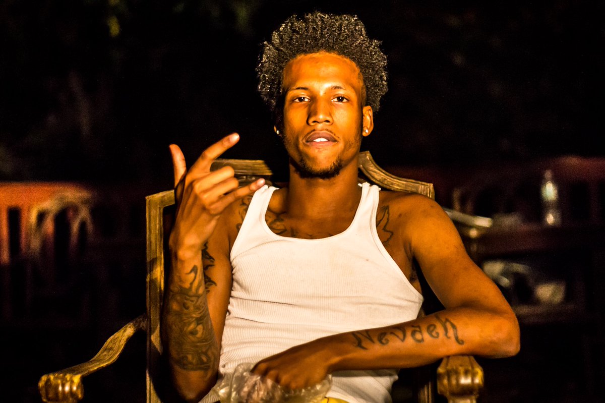 RackRacerSwipe's tweet photo. Take One Ah Mine Bitch We On Get Back ๐ฅ๐ฅ๐ฅ #BigSwipe #LLDC @icedarasta ๐๐คโค๏ธ https://t.co/UM0jy7JGAo
