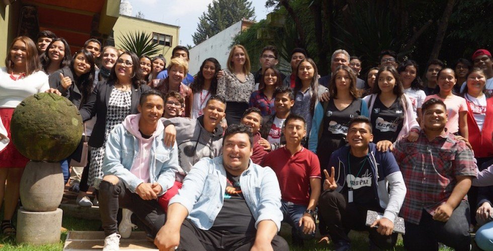 VertigoPolitico's tweet photo. #OrganismosAutónomos: Reclaman jóvenes su participación en el proceso de paz
Detalles aquí: https://t.co/5lPugx12tE https://t.co/IQStKJx9QY