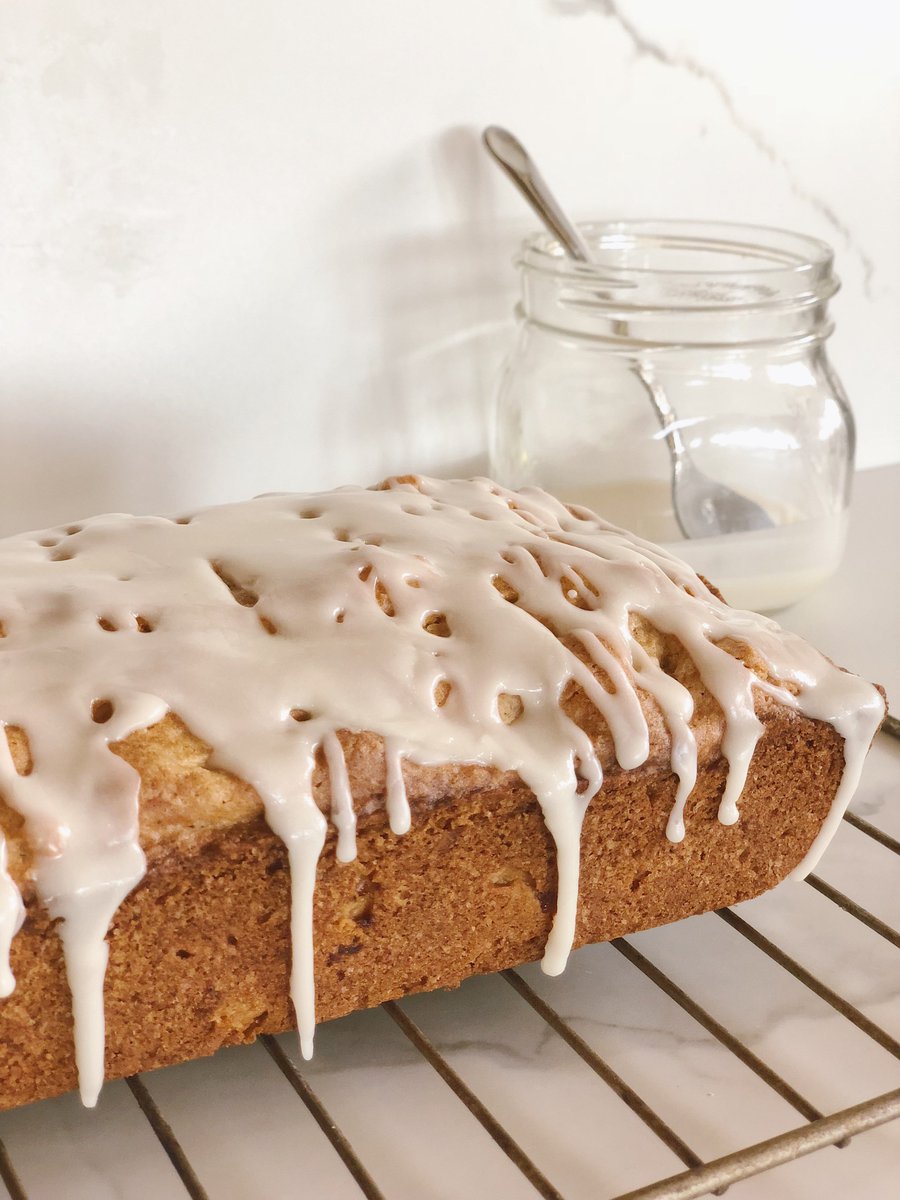 heidimstephens's tweet photo. Bring some spice and sweetness to your day with this easy Apple Spice Bread with Apple Cider Glaze! Full recipe is on the blog now! #fallbaking #bakingfromscratch #autumn #autumnbaking #applebread #applerecipe #applerecipeideas 
https://t.co/NebNa74bXx https://t.co/jbu3wfYey2