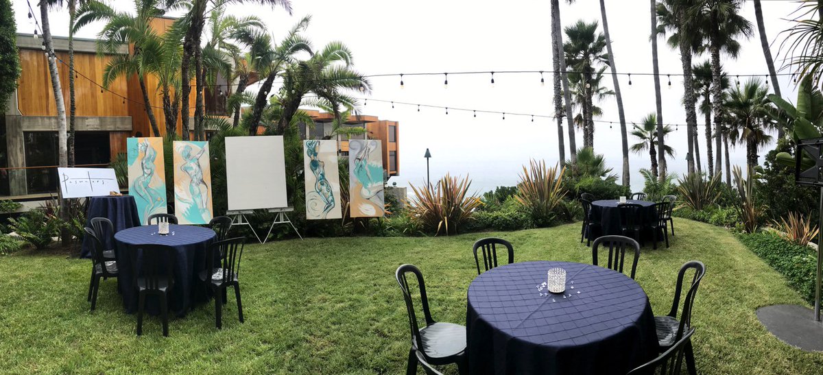 PaswatersArt's tweet photo. 2018 Annual Girls Night Out!  Stellar setting for a creative set  @PaswatersArt @starfishlaguna @BGCLagunaBeach https://t.co/Qgp7xLzfAV