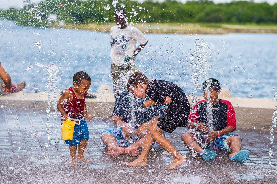 NOTICE: The Crescent Fountains are back on! Enjoy your fountain fun!