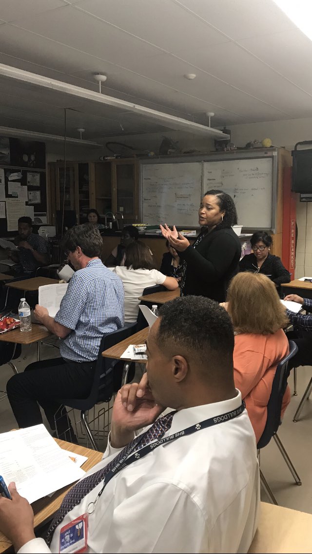 LoniceMentors's tweet photo. BHS Science Department meeting #collaborativeplanningreflection #lookfors #instructionalshifts #STEMFair @PrincipalPrince @Professorkool2 @PgcpsScience https://t.co/tmBiQ7sdqx