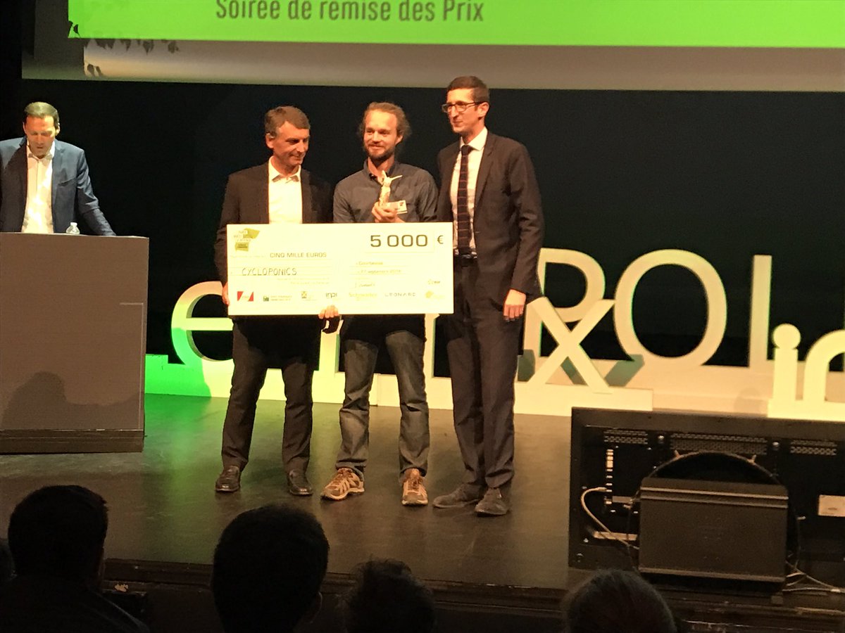 DjebbariChara's tweet photo. Et la suite des lauréats arrive, suivi d'échanges et de partages d'expérience #PIPOLD @EcoCourbevoie https://t.co/ENh1E4thYe