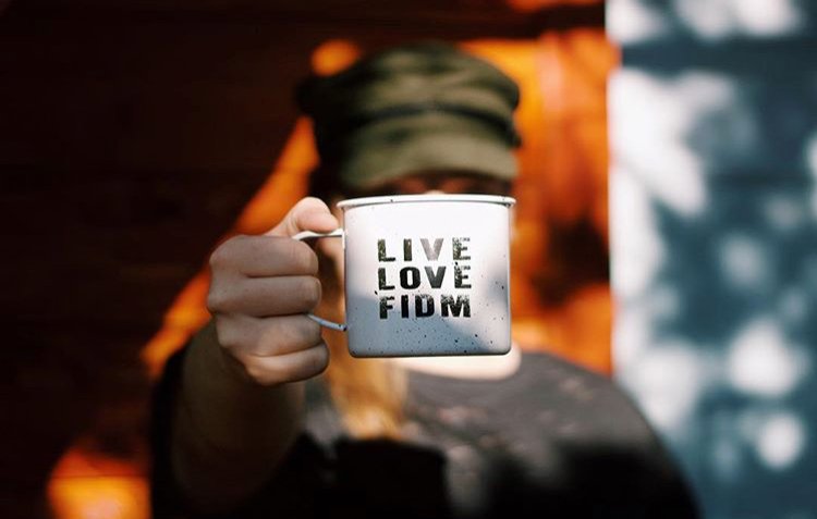 FIDM's tweet photo. The #FIDMFirstWeek Twitter Chat starts in an hour! Make sure to be there! https://t.co/MFK4KJlz44