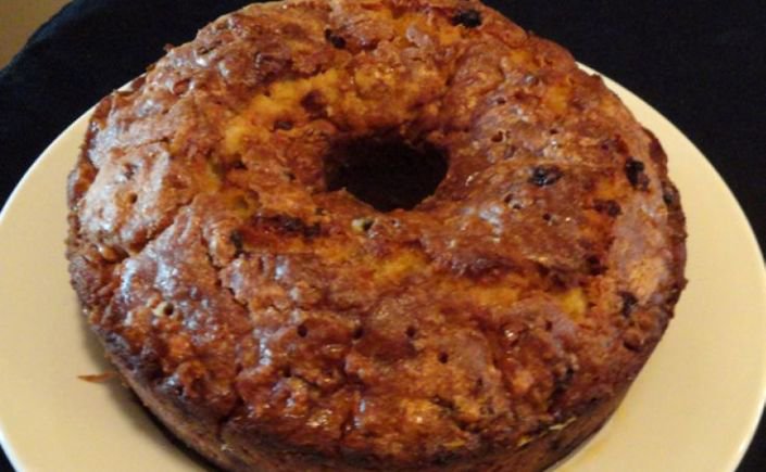 farmgardenbee's tweet photo. Yes please!!! This honey cake is sure to delight any crowd! https://t.co/aoOuXyn7Y9 https://t.co/ITBMWpUgoi