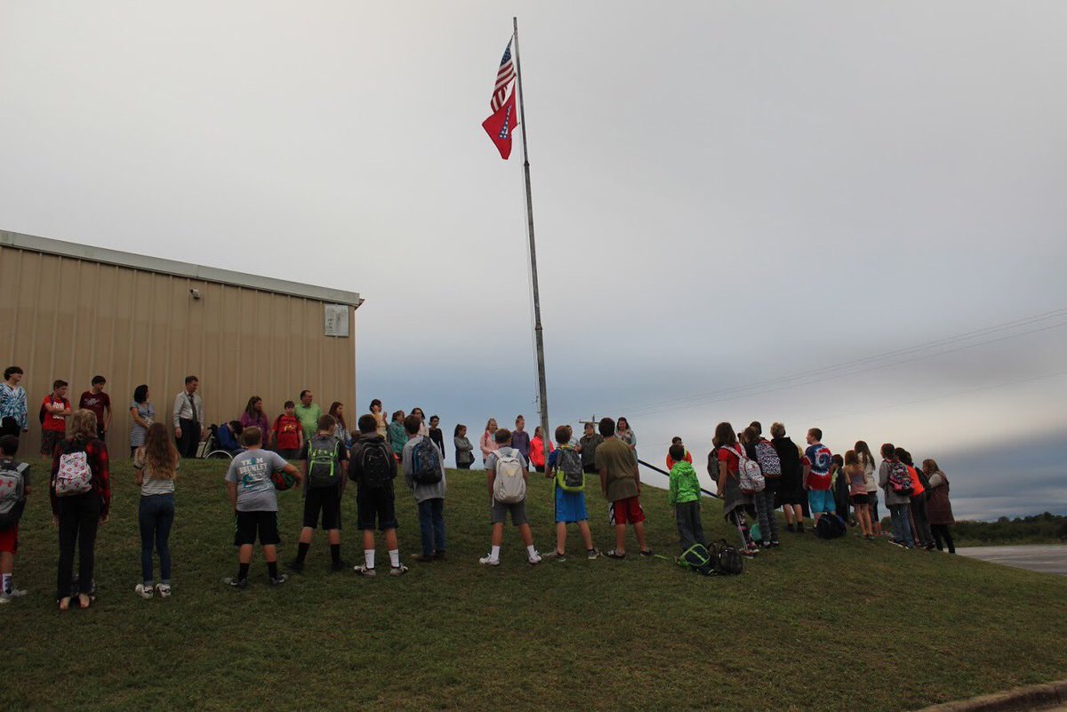 PyattBruno's tweet photo. Bruno-Pyatt students participated in “Meet you at the pole” yesterday for a student led national day of prayer #PatriotPrideBP #ChooseKindness https://t.co/MGcHdRSF04