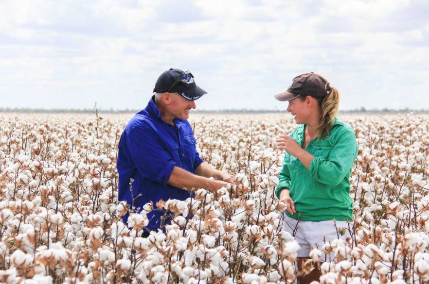 AustFarmInstitu's tweet photo. TRUST: How can #farmers win or earn back the community’s trust? Our #trust session at the #AusAgRoundtable2018 (Canberra 16 Oct) will include presentations + Q&amp;A from @deannalush  @ankeny_rachel  @agintegrity &amp; @AustralianEggs BOOK NOW 👉 https://t.co/ohH2A9tZ7Y https://t.co/vTozHMdExD