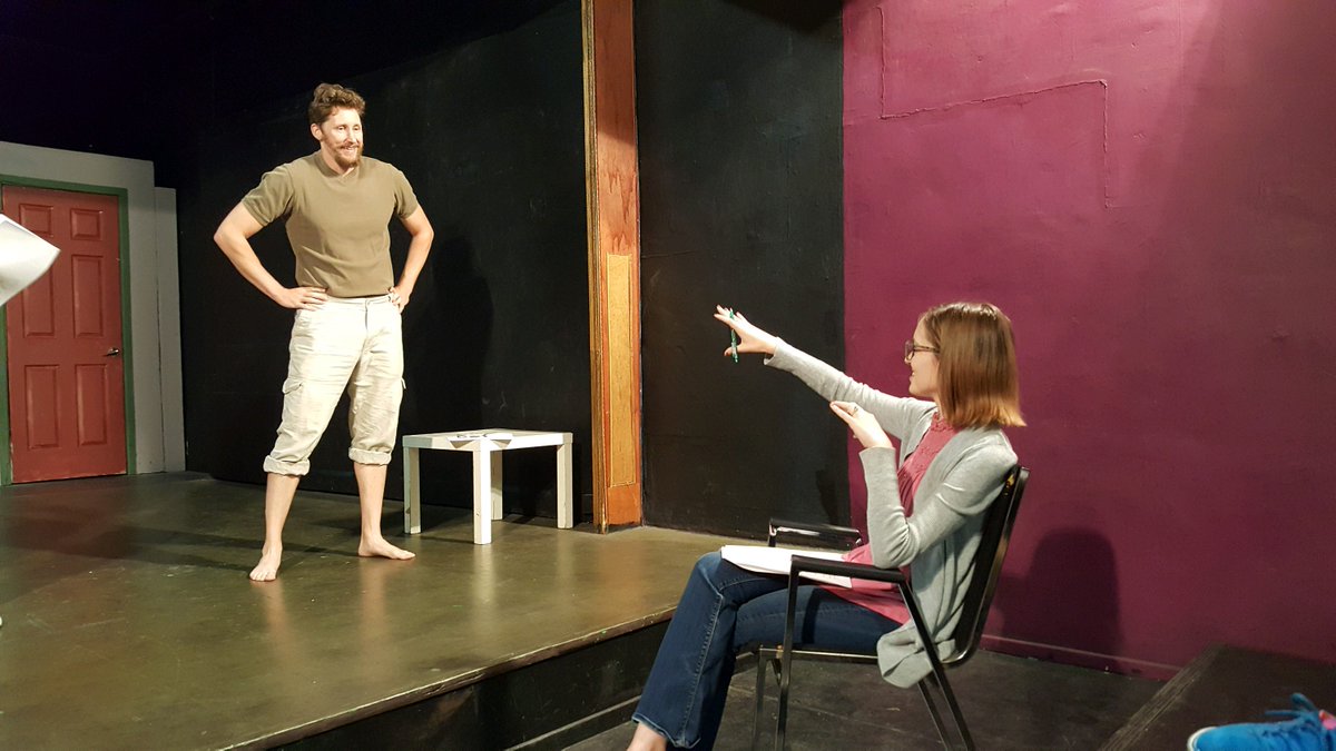 BaileyDirects's tweet image. Last Sunday, writer-director Susan Chambers reacts to actor Jamie Cline's portrayal of a peacock in a scene from her play King of the Globe in the 6-Week Directors Workshop. #writerdirector #directingworkshop #directingclass #directingactors #thedirectorsworkshop #theatredirector