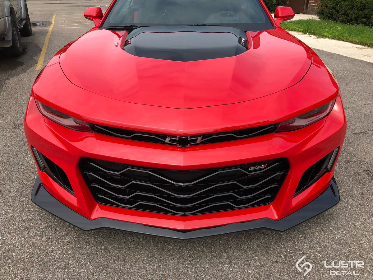 LUSTRDetail's tweet image. Camaro ZL1 received some polishing, ceramic coating and PPF on the front bumper. 
#lustr #lustrautocare #paintcorrectionchicago  #ceramiccoating #paintcoating #chicagoppf #suntek #xpel #3m #chicagoclearbra #premiumdetailing #chicagodetailing #chevy #camaro #zl1 #lustrit