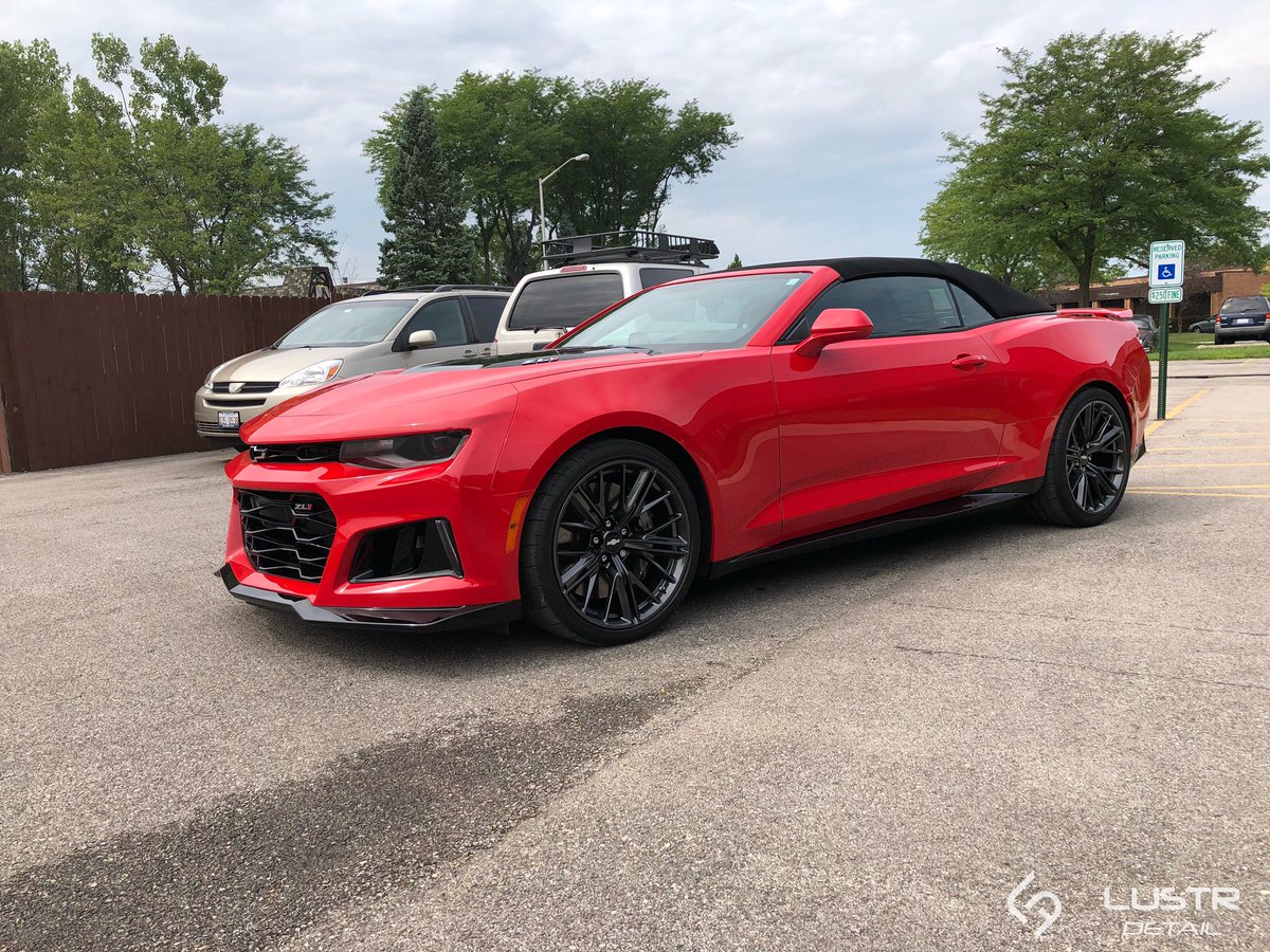 LUSTRDetail's tweet image. Camaro ZL1 received some polishing, ceramic coating and PPF on the front bumper. 
#lustr #lustrautocare #paintcorrectionchicago  #ceramiccoating #paintcoating #chicagoppf #suntek #xpel #3m #chicagoclearbra #premiumdetailing #chicagodetailing #chevy #camaro #zl1 #lustrit