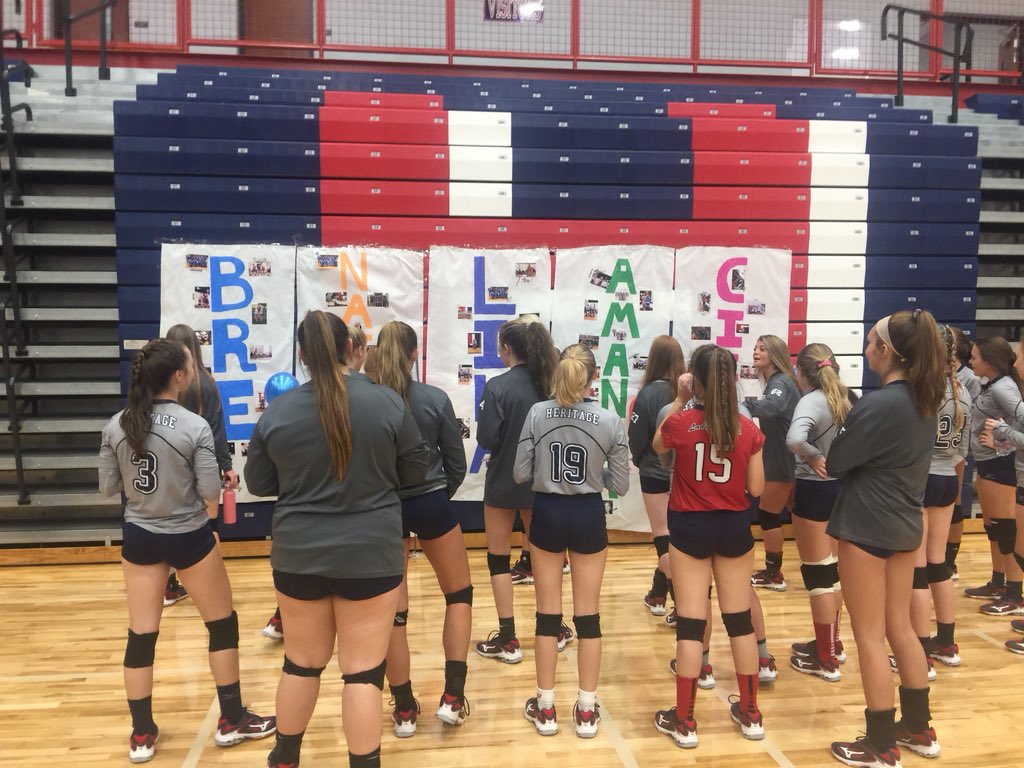 whhhspats's tweet photo. It’s senior night at Heritage! S/O to our senior vb players! #beatBeech https://t.co/N0JFyrvcxs