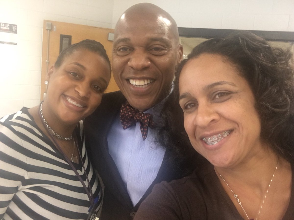 Dr_CarynHTurner's tweet photo. Had a great day meeting with each member of my administrator team individually. #settinghighgoals https://t.co/sd0NDlHynm