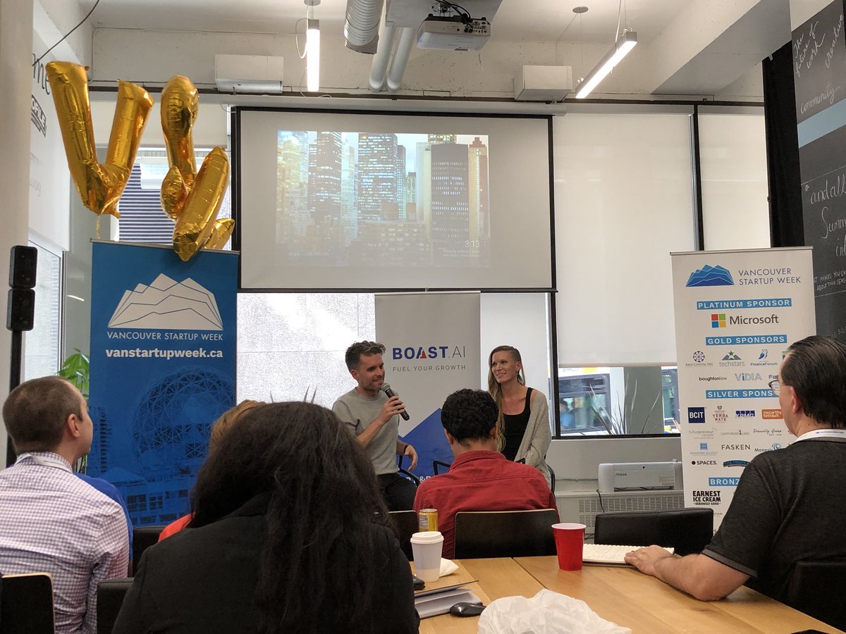 ianychan's tweet photo. Interesting perspective from @HiJaneApp Co-Founders and Co-CEOs Trevor and Alison. Amazing to hear a story of perfect product-market fit resulting in 100% YoY organic growth with $0 marketing! Focus on building an easy to use product tailored for your target users. #VSW2018 https://t.co/Z1fe0TK8AP