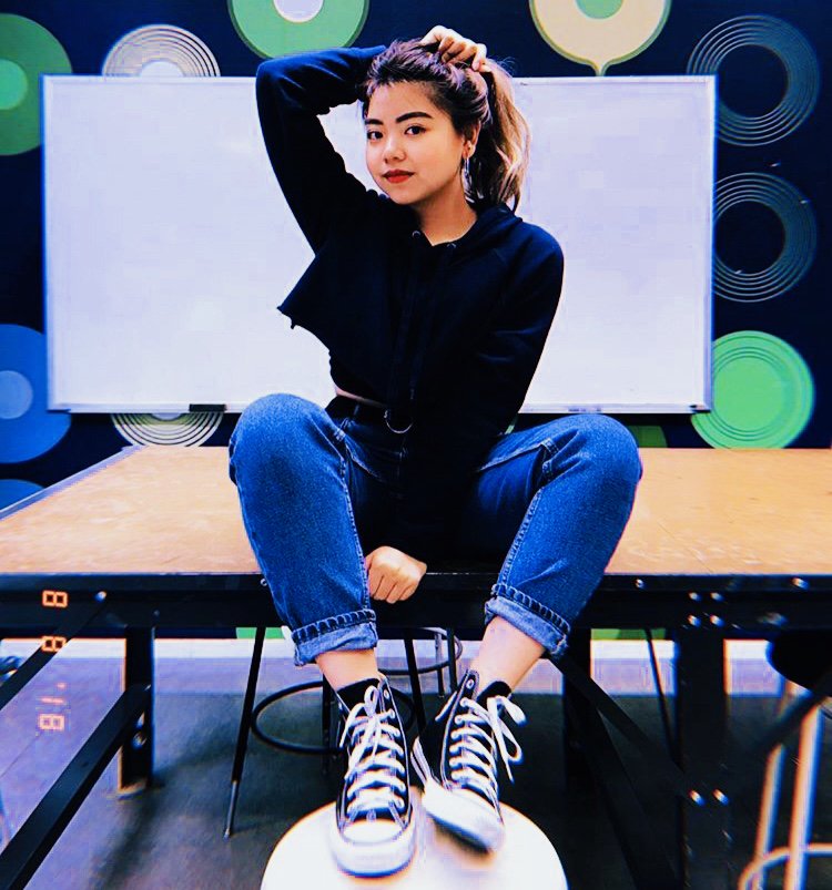 fashionclub's tweet photo. Check out @fidm's #TwitterChat to hear from current students and grads as they give their tips and tricks for attending FIDM! #FIDMFirstWeek https://t.co/mlzVuMXjXd