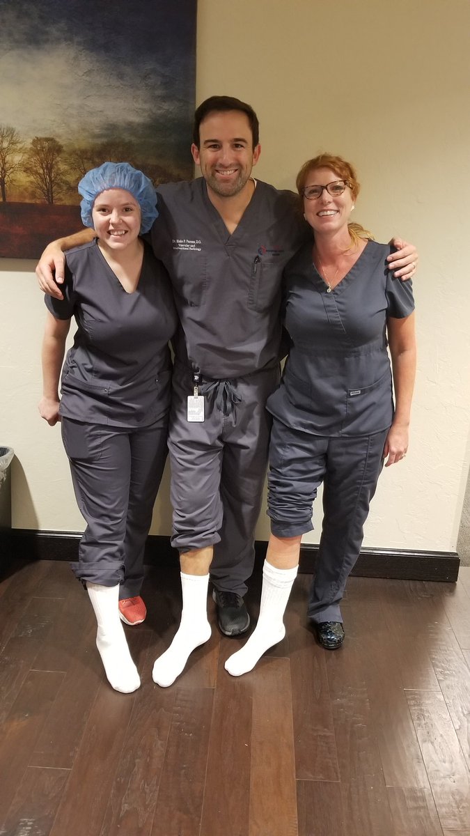 cvhealthclinic's tweet photo. #DocsinSocks for #PADawareness with some of our vascular pros! Dr. Parsons is our Interventional Radiologist and works with many patients that experience leg pain, including the pain from PAD. For more info, visit https://t.co/OhZRJmSeYW #CHC #savealegsavealife https://t.co/CvlgFTyRoC