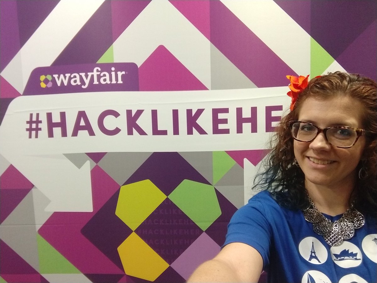 bhendricks314's tweet photo. Had fun chilling at the #wayfair booth at #ghc18. Women in STEAM! #hacklikeher https://t.co/wa6ix026Pu