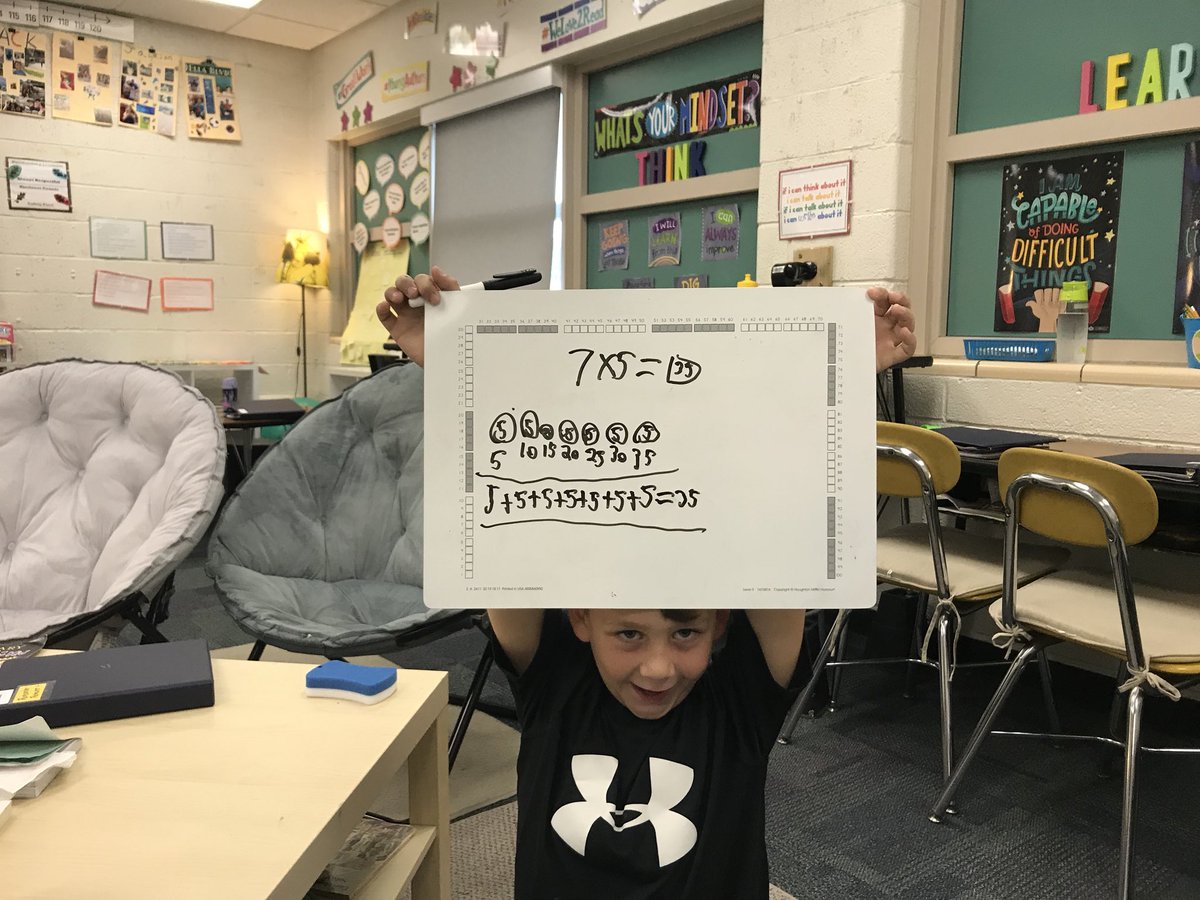 MrsTodd22's tweet photo. Solving the same problem using different strategies. #AddamsLearners @Jyouanes_ADDAMS https://t.co/D2meId1YYn