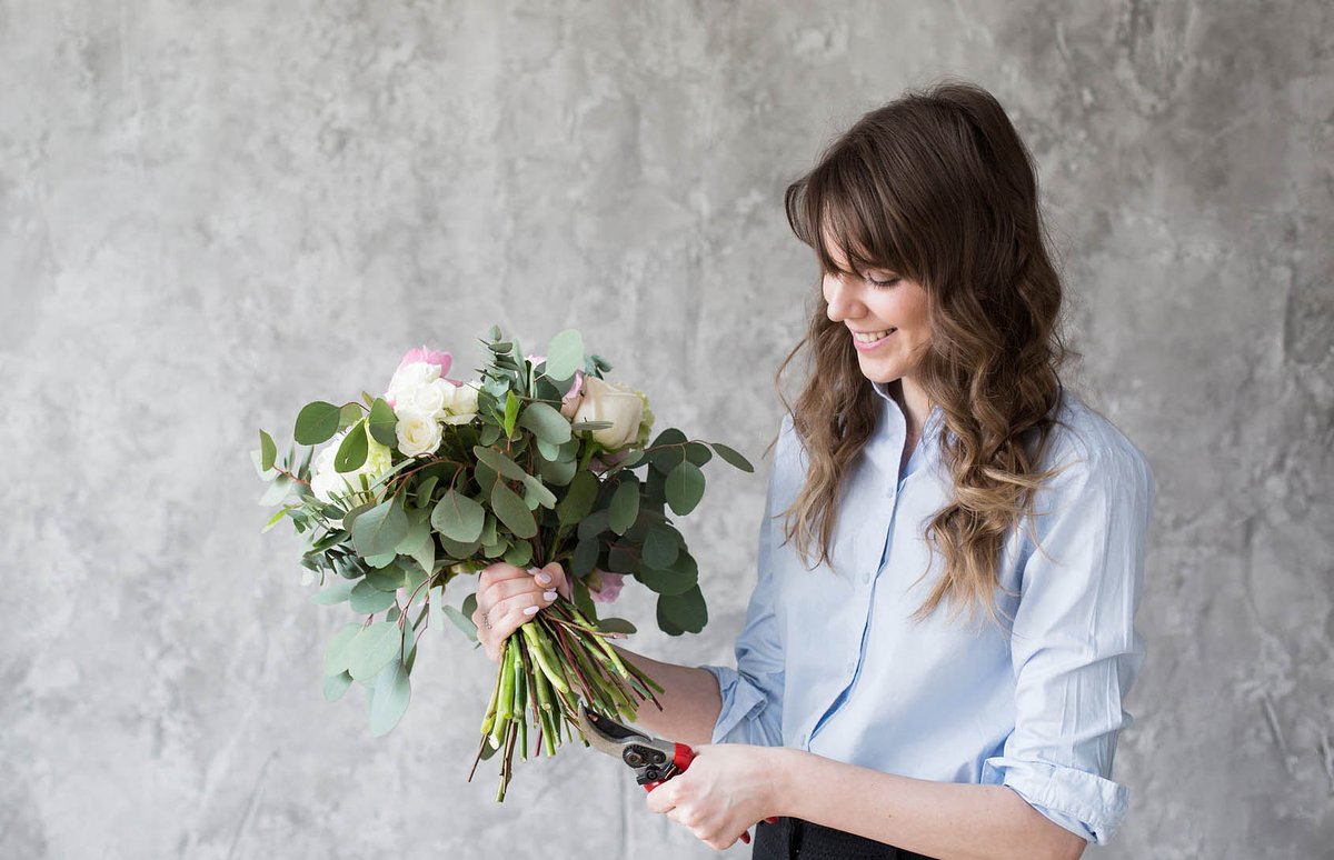 Laura Florist and Gifts, local florist 🌹 in Melbourne offer Free same day flowers 🌻delivery across Melbourne. 🚗  
#melbourneflowers #flowers #melbourne #freedelivery #gift #melbourneflowersdelivery #melbourneflorist #samedaydelivery #flowers

ow.ly/qL3k30m0qeW