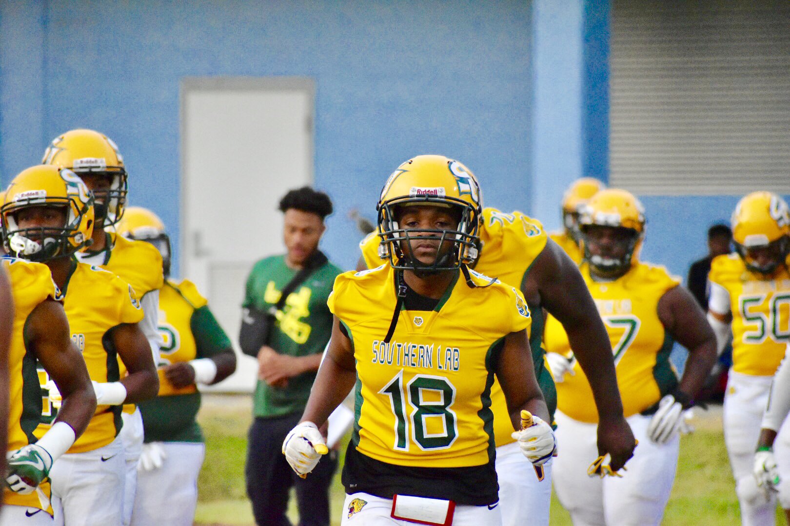 Recruit Louisiana Louisiana High School Football On Thursday S Southern Lab Vs Parkview Baptist Thursday 7 00pm A W Mumford Stadium Time To Get Busy Let S Geaux T Co Rotjubfn0n Twitter