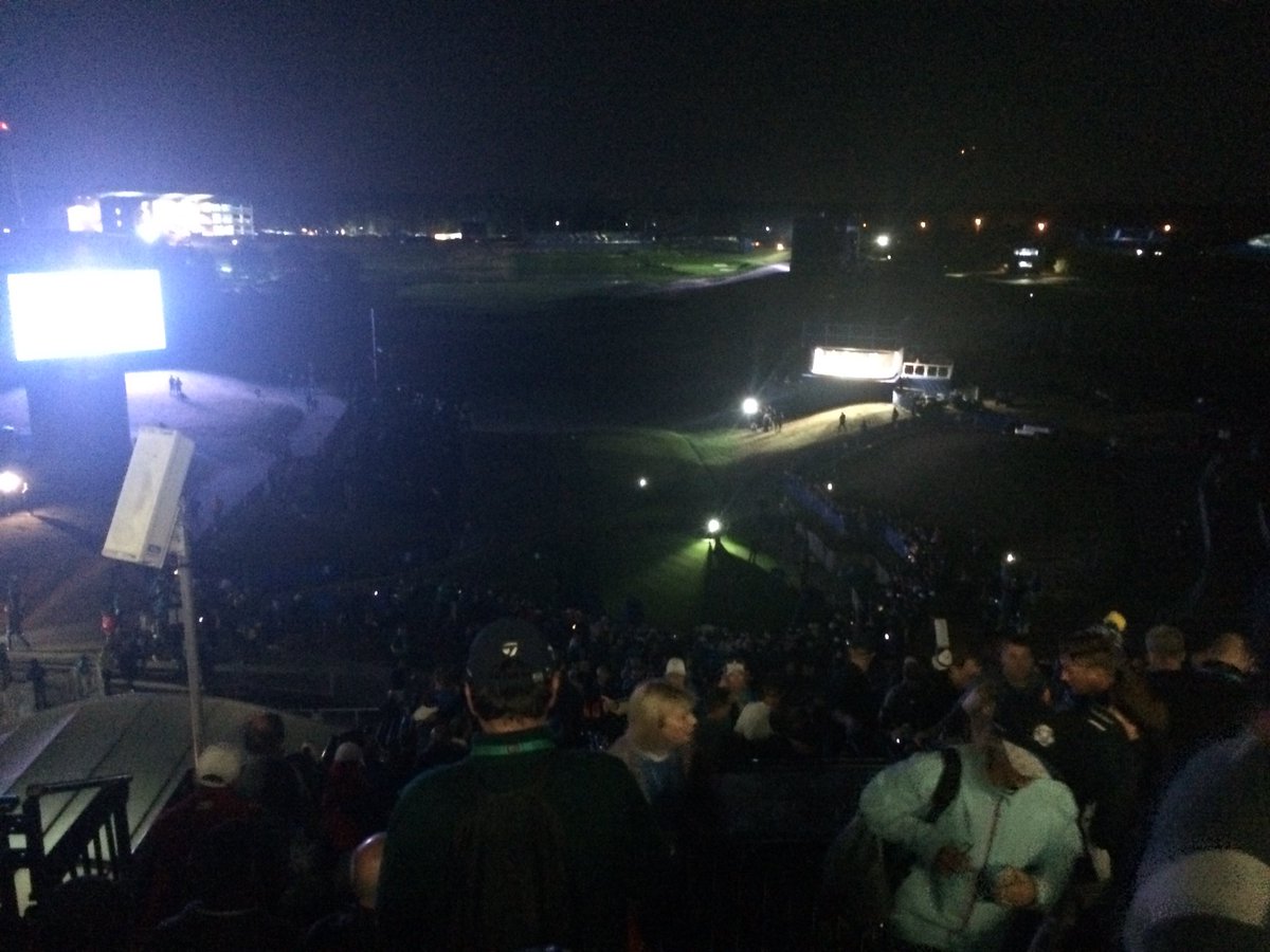HELMD0G's tweet photo. In position at 1st tee for the start of Ryder Cup - and early start and dash from the turnstile to Grandstand - hope it’s worth it 😆#RyderCup2018 #bbcgolf https://t.co/uGUdDd7hRG