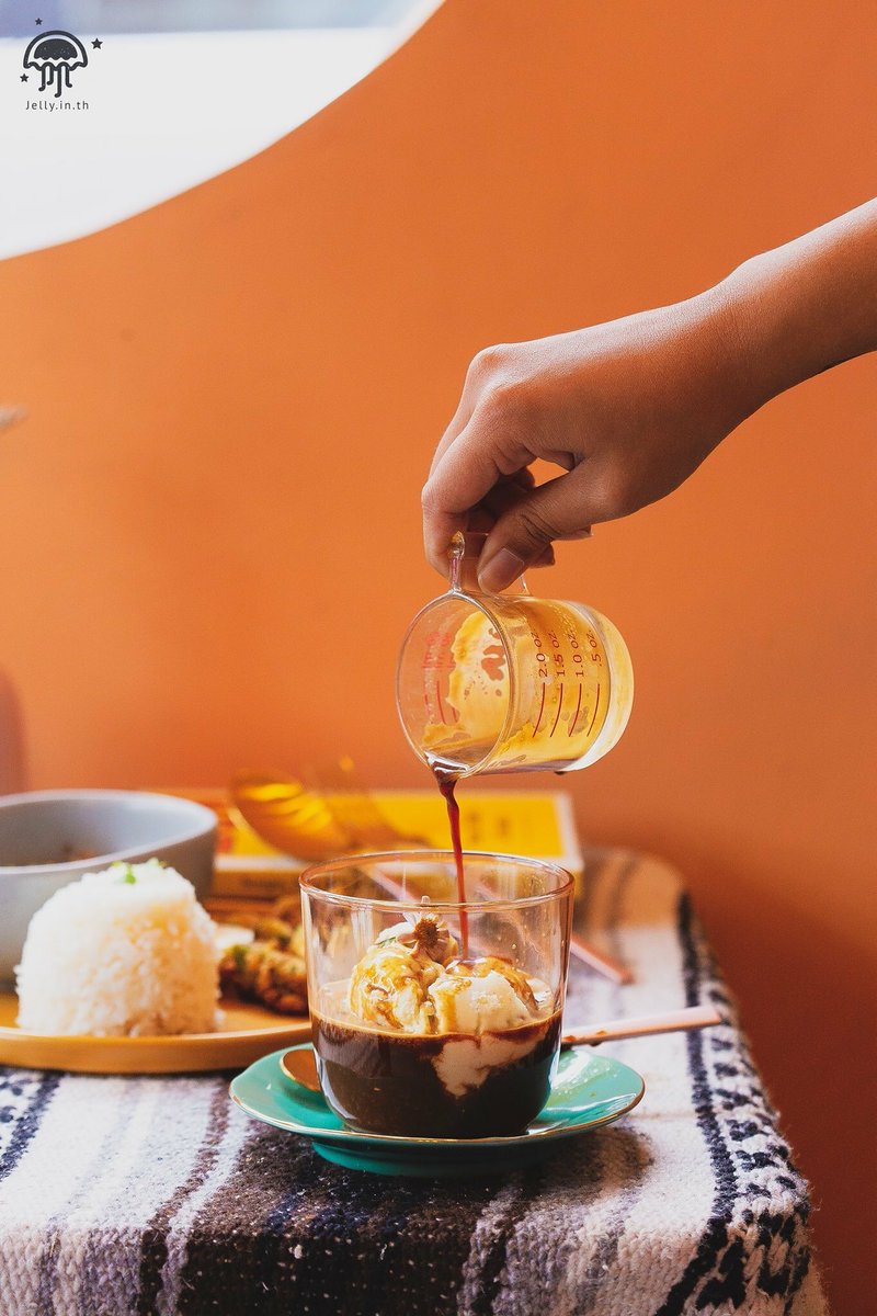 jellyinth's tweet image. 🧡💛💚🥑 พาทัวร์ Oh Vacoda Café ที่ทุกเมนูในร้านมีส่วนผสมของอะโวคาโดออแกนิก แถมบรรยากาศร้านตกแต่งสไตล์บีช สีส้มสดใสน่ามาถ่ายรูปมาก ✨เมนูแนะนำ คือ “Avoothie” @aroii 
📍พิกัด :  Oh Vacoda Café อารีย์สัมพันธ์ซอย 4
#Jellyบอกต่อ #รีวิวคาเฟ่ #อร่อยจนต้องรีวิว