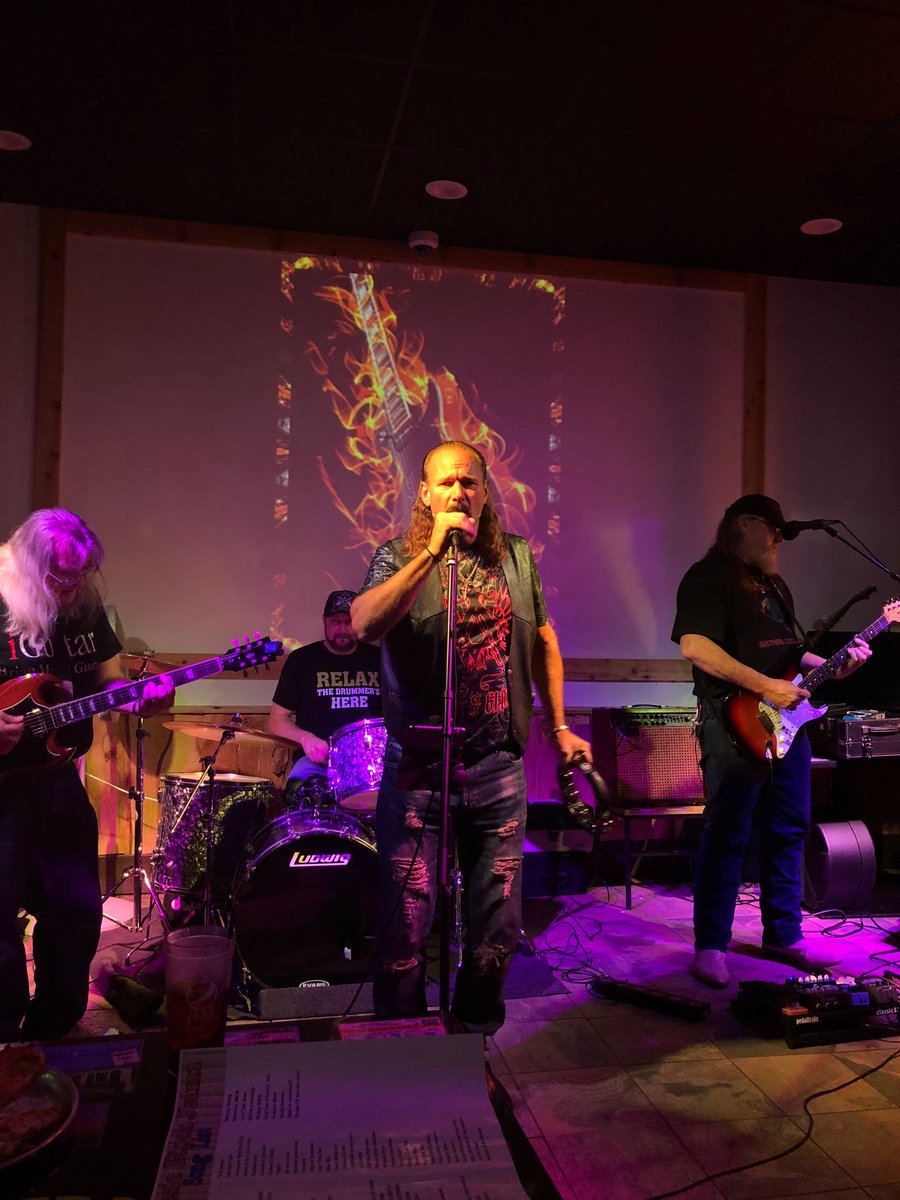 easupply's tweet image. At General Saloon in Old Bridge for open mic #southernsteel #generalsaloon