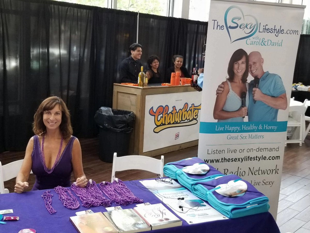 carolanddavid63's tweet photo. At the #sybian booth, we had our waterproof sex blankets, books and bling to celebrate Sybian's 30th birthday. #Happy30th @Sybian @carolanddavid63 @sexylifestyl @TSLTalkRadio @sheriwinston @thesexexpo https://t.co/bfH12Rqfgk