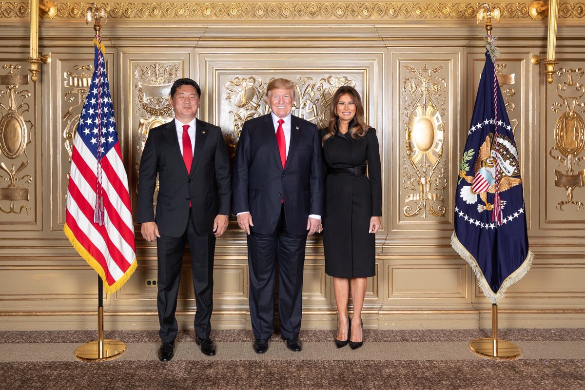 Хүрэлсүх Трамптай уулзсан байна. <a href="/UKhurelsukh/">Ухнаагийн ХҮРЭЛСҮХ</a> <a href="/realDonaldTrump/">Donald J. Trump</a> <a href="/MAN_Buleg/">УИХ МАН-ын бүлэг</a>