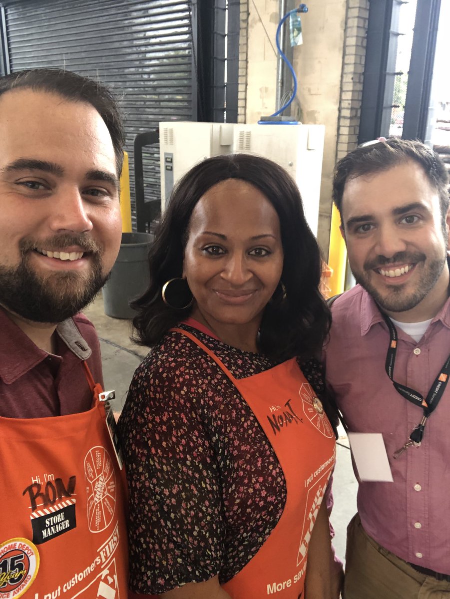 rjwoutdoors's tweet photo. Recognizing two credit super stars with @MikeSpoo Thank you all so much for driving credit consistently!! @RyanLeBlancHD @jerseymike78 @atrojack @0386slidelleast https://t.co/UoE2NHqPOS