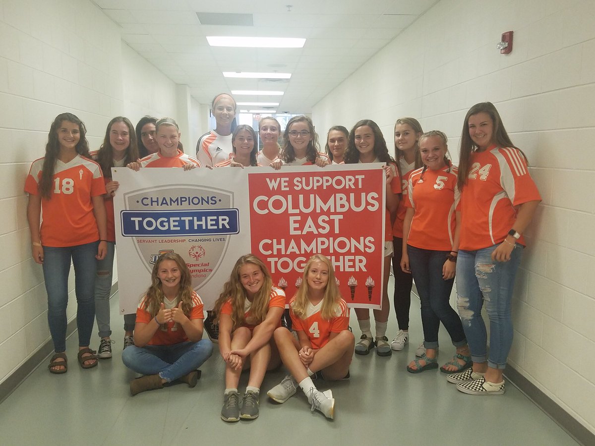 CehsChampions's tweet photo. Columbus East Football and Women’s Soccer supports Champions Together!!! @CehsUnified @CEHS_Soccer @EastOlympiansFB https://t.co/CcvWieYxto