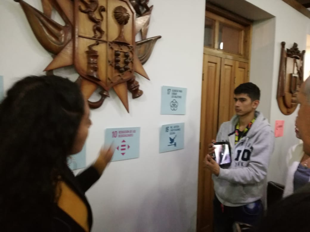 ULaGranColombia's tweet photo. #SemanaUGCIn
En el auditorio de los Virreyes también disfruta de la muestra fotográfica de Proyección Social 🌍📸 https://t.co/1g0mvsTZzA