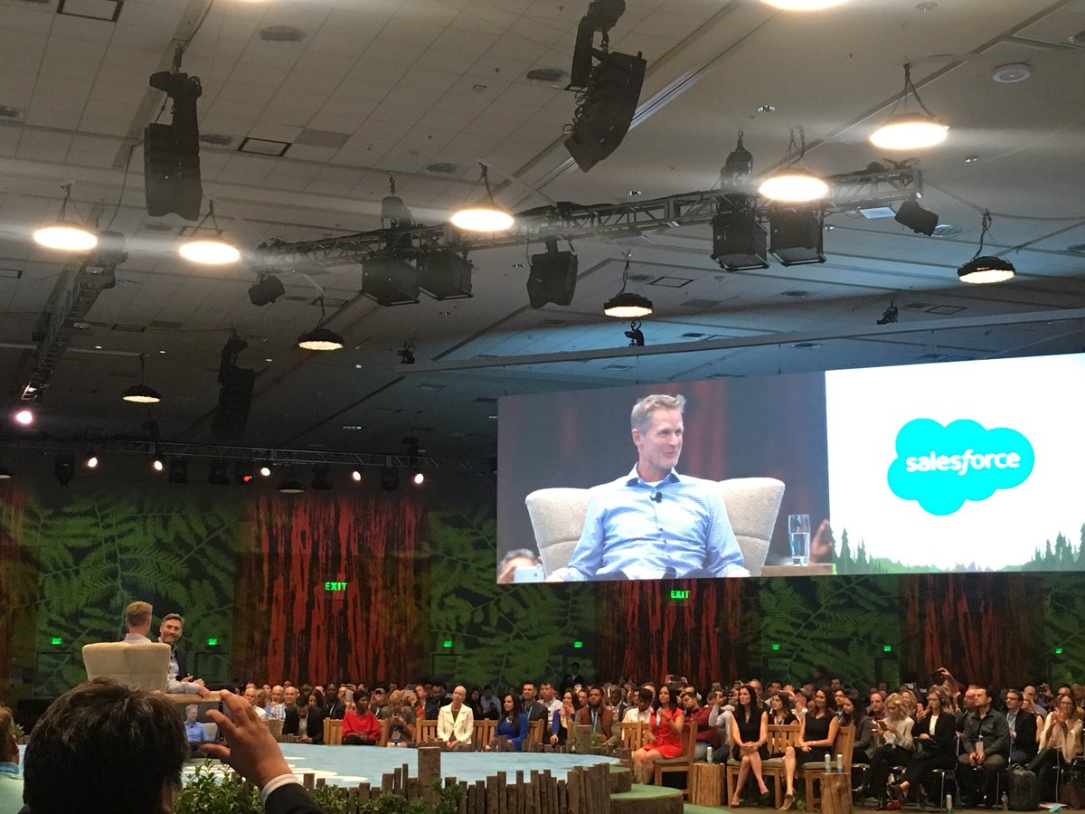 karinamyers's tweet photo. Coach Steve Kerr, eight-time NBA champion, sharing insights on leadership and coaching!! #df18 #dreamforce18 #stevekerr @cdhtweetstech @SusanCotts https://t.co/Fh4izAc6Fs