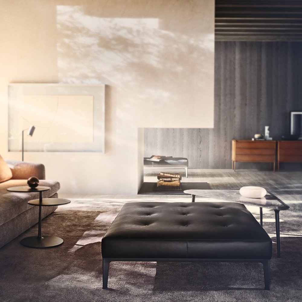 #DiseñoyYVersatilidad
Euston  fue diseñado por  Rodolfo Dordoni  y Molteni, es un puf caracterizado por formas geométricas generosas y rigurosas, enriquecidas por el elegante asiento pespunteado con el asiento sujetado por una base metálica en acabado peltro.#Capuy #Molteni