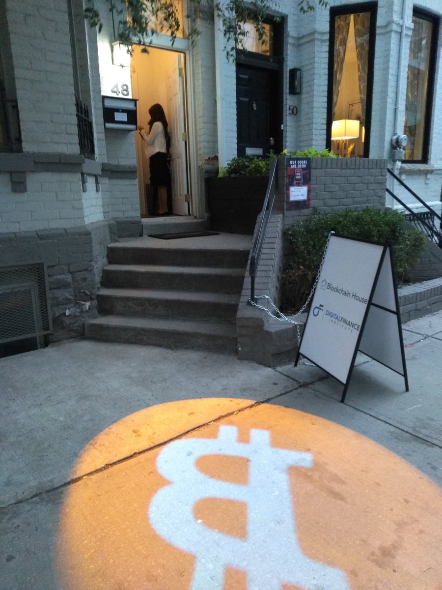 Sohail_Sayani's tweet photo. Congratulations to @DFInstitute for launching #Blockchain house at Bloor&Yonge in Toronto. A co-working space dedicated to blockchain start ups. After its success in Vancouver, Digital Finance Institute is here to make waves. https://t.co/hV7oKkFDsM