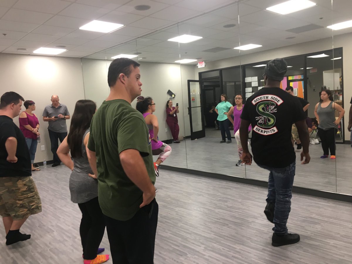 Samuel Piazza (@sam71489075) on Twitter photo 