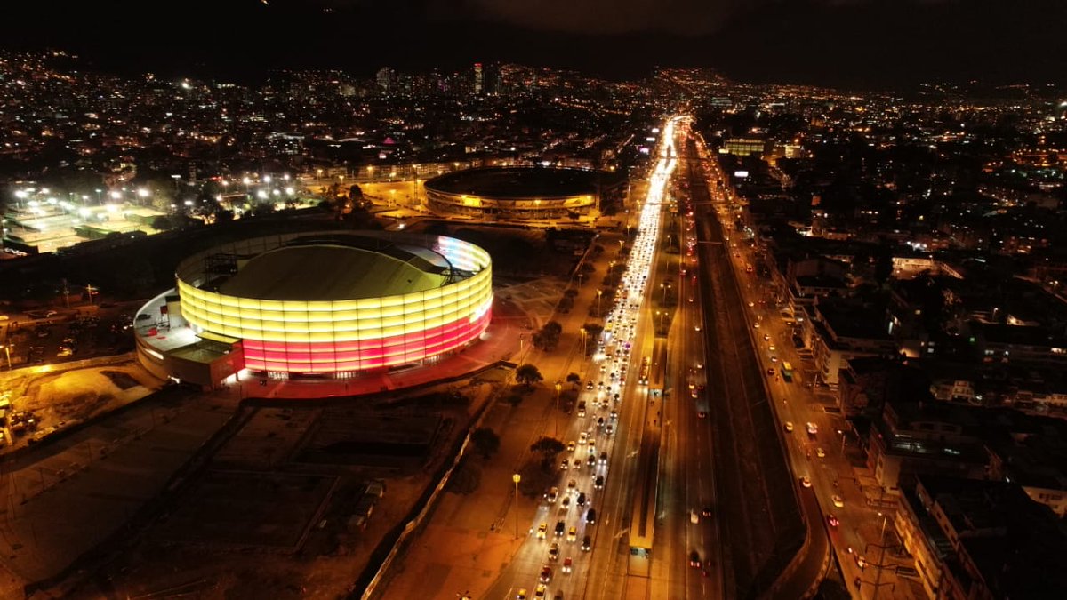 Bogota__DC's tweet photo. ¡Ya está listo el Movistar Arena! Este viernes será entregado a Bogotá.
El antiguo Coliseo El Campín, se convierte en el escenario más moderno de América Latina. https://t.co/gwcmRCavCO