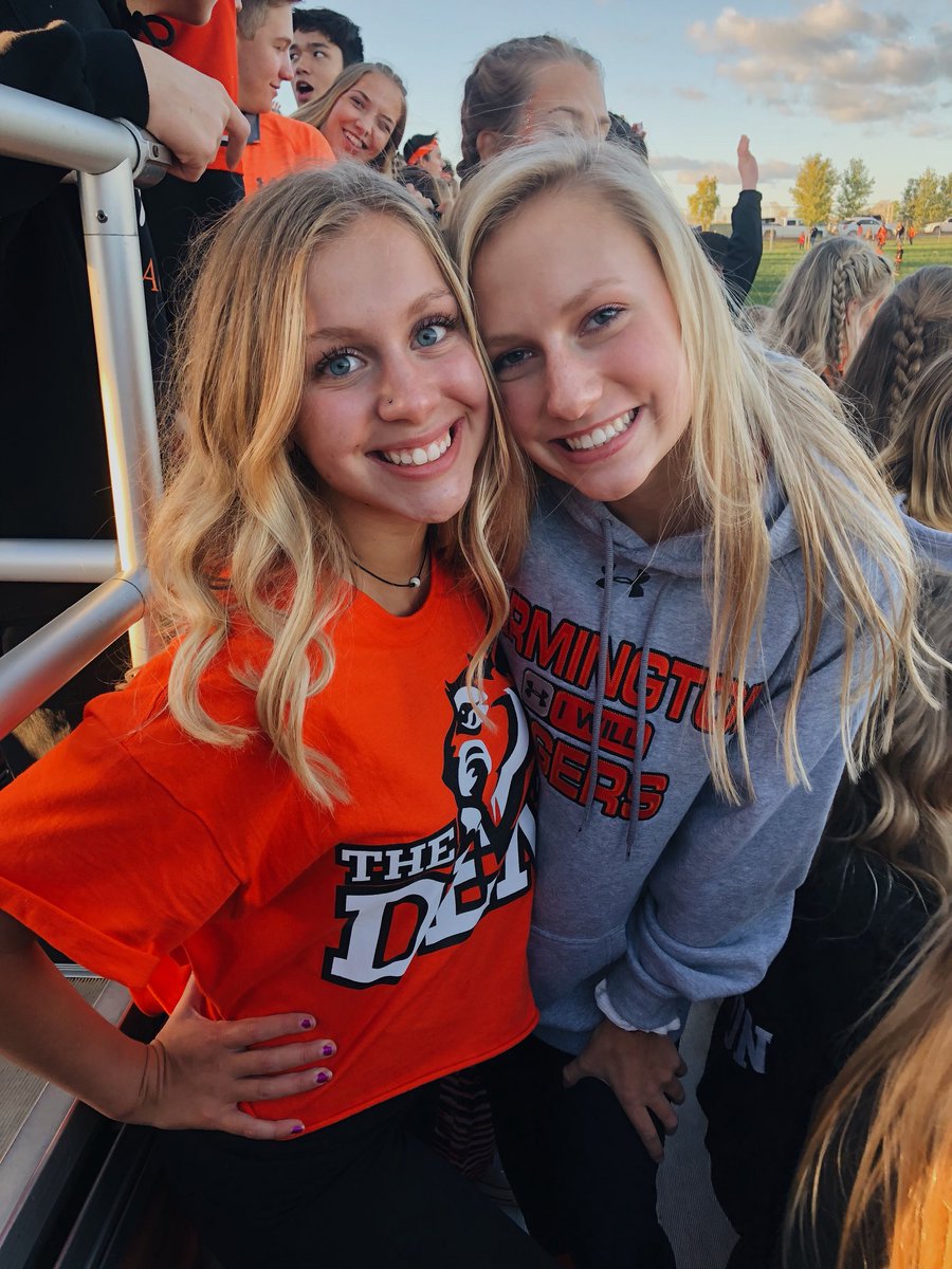 maddieroschen's tweet photo. happy birthday to my BESTIE @kaileelehmeyer sooo happy u passed 🚘 love you the most 💜 https://t.co/M4f0cDBU3R