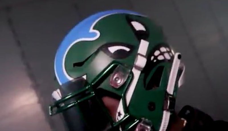 Deadspin's tweet image. Tulane&apos;s large Angry Wave has gotten larger and angrier: deadsp.in/jK2isi5