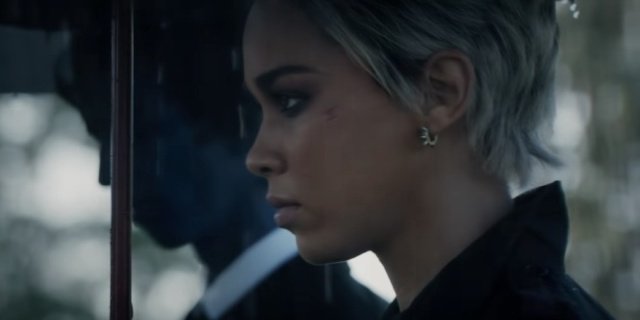 ComicBookNOW's tweet photo. 'X-MEN' Fans Question Why STORM is Holding an Umbrella in 'DARK PHOENIX' Trailer
https://t.co/SWvhzjEebJ https://t.co/FHtgvxI5Xs