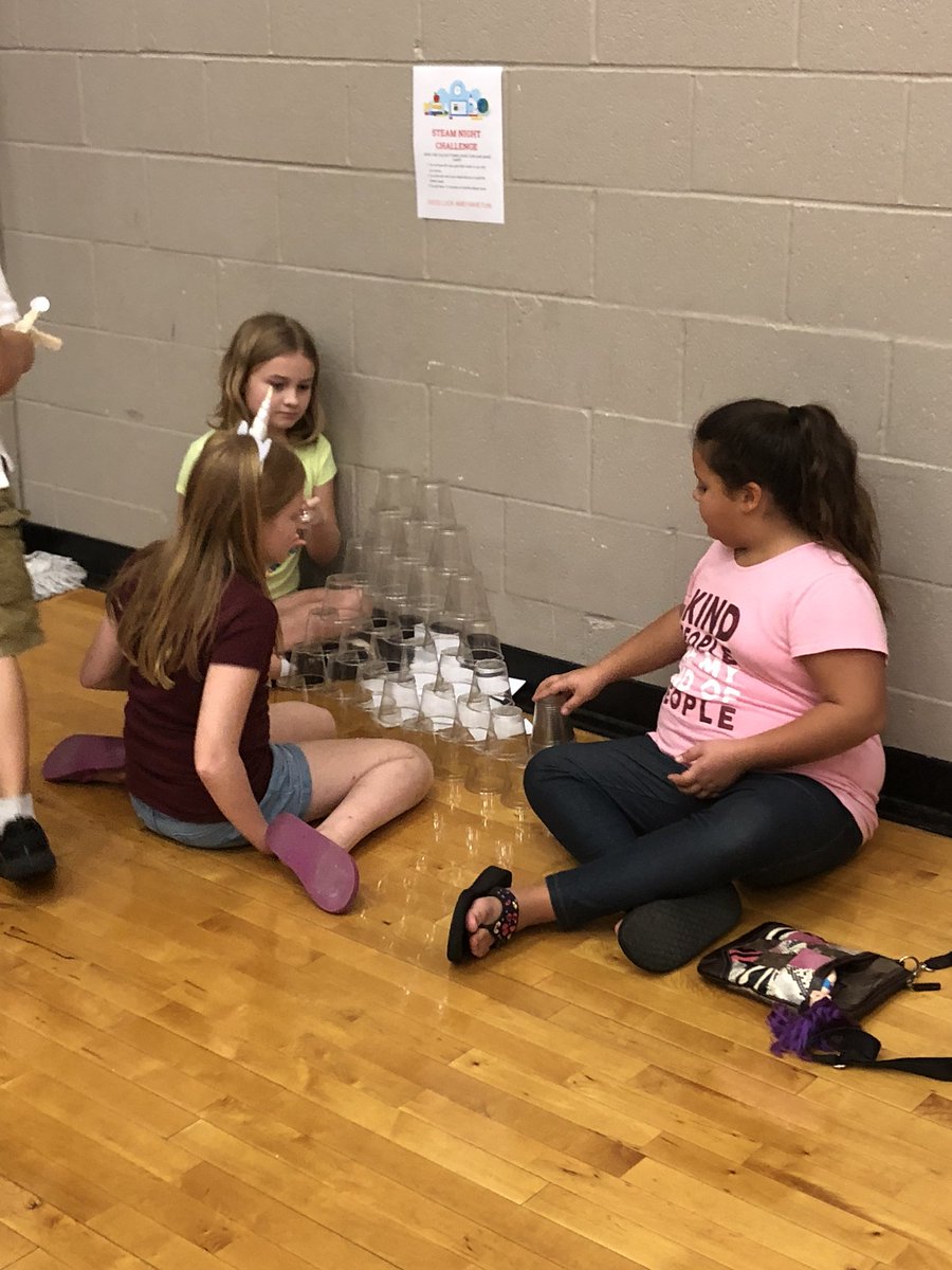 eeevans25's tweet photo. Oh what fun we had at STEAM night!!! Way to go jaguars!#jagsofjefferson #iamwfisd https://t.co/mFesLKmSbt