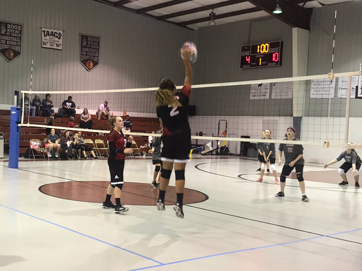 CASmokies's tweet photo. CAS Junior High Volleyball remains undefeated for the year with a straight sets win at Seymour tonight. Junior High and Varsity teams are back in action Friday at Rocky Top Sports World as they take in Tri-Cities. GO @CASBobcats! #CASmokies #CASBobcats https://t.co/uN17bEhs7P