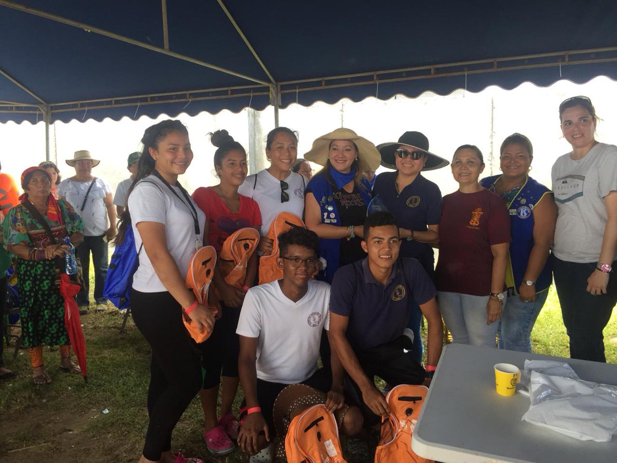 Leonard87642731's tweet photo. Participación de los estudiantes de media en el X11 CONCURSO DE FIGURAS DE ARENA en #PlayaVeracruz, obteniendo el 2° lugar otorgado por el Comité del Mes de los Océanos. #PanamáOeste #Chame #MesDeLosOcéanos #Leonardistas https://t.co/S3JC5YxJoY