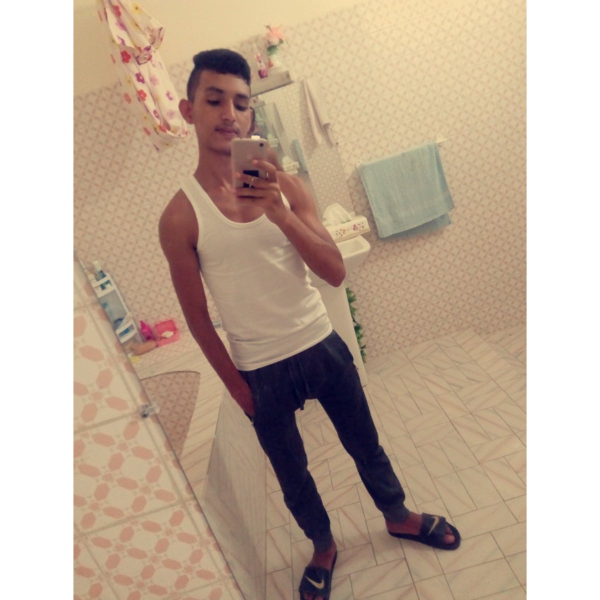baidi_hamdi's tweet photo. GooD NiGhT 😍❤ https://t.co/84FCTZclnz