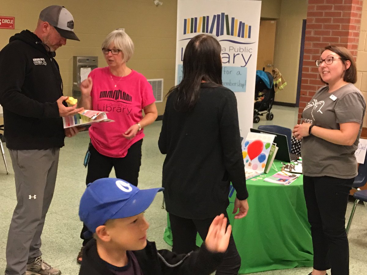 RegentParkPS's tweet photo. Thanks to our families, staff, and community partners for a great start to our school year with such a fun night at our open house! @SCDSB_Schools #BetterTogether https://t.co/krbSGJornv